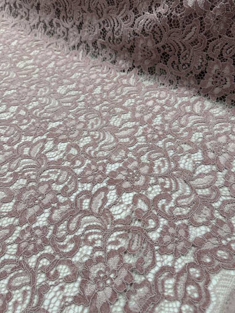 Encaje Rigido Con Velvet