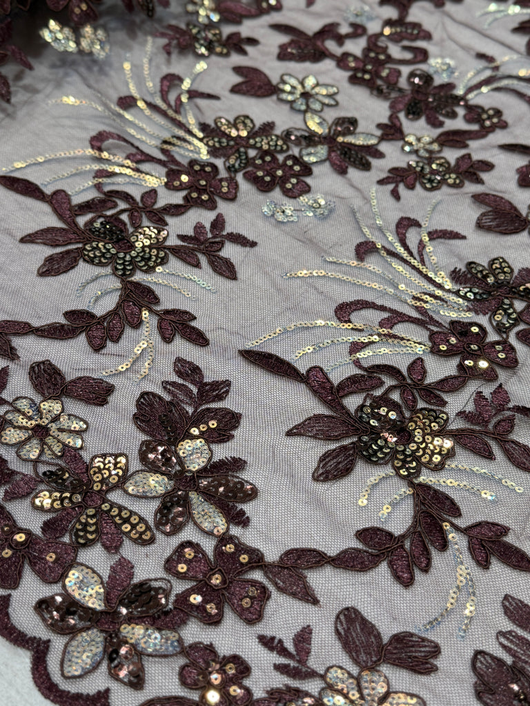 Tul Bordado Con Lentejuela Tornasol "Aslan"