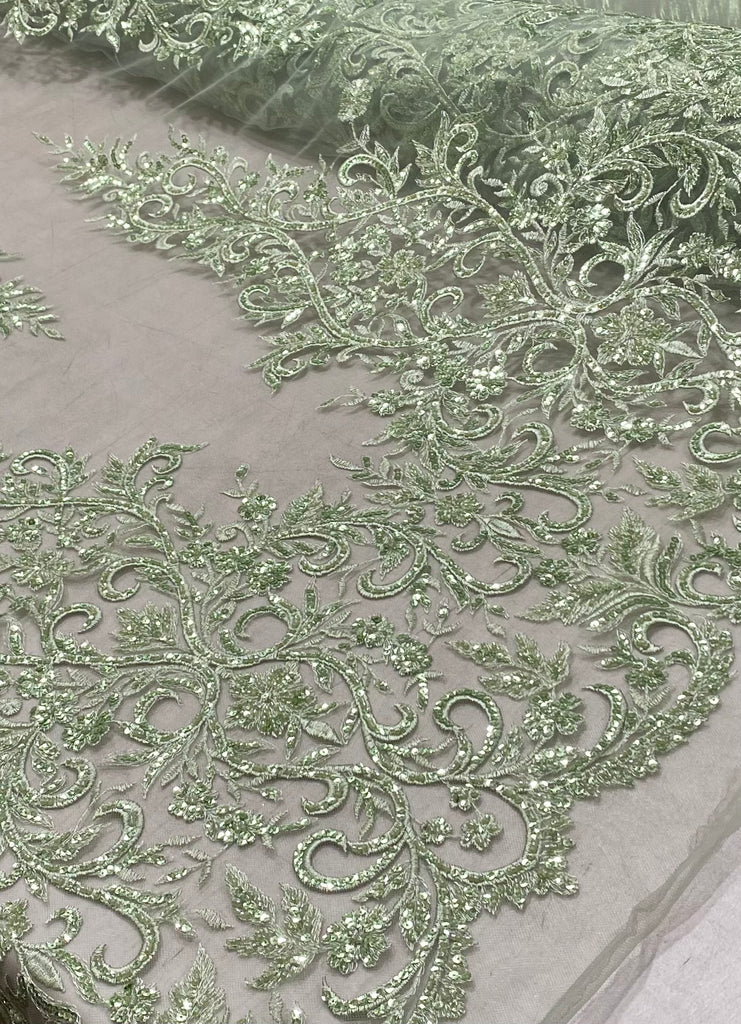 Tul Bordado Con Pedreria “Nefertiti”