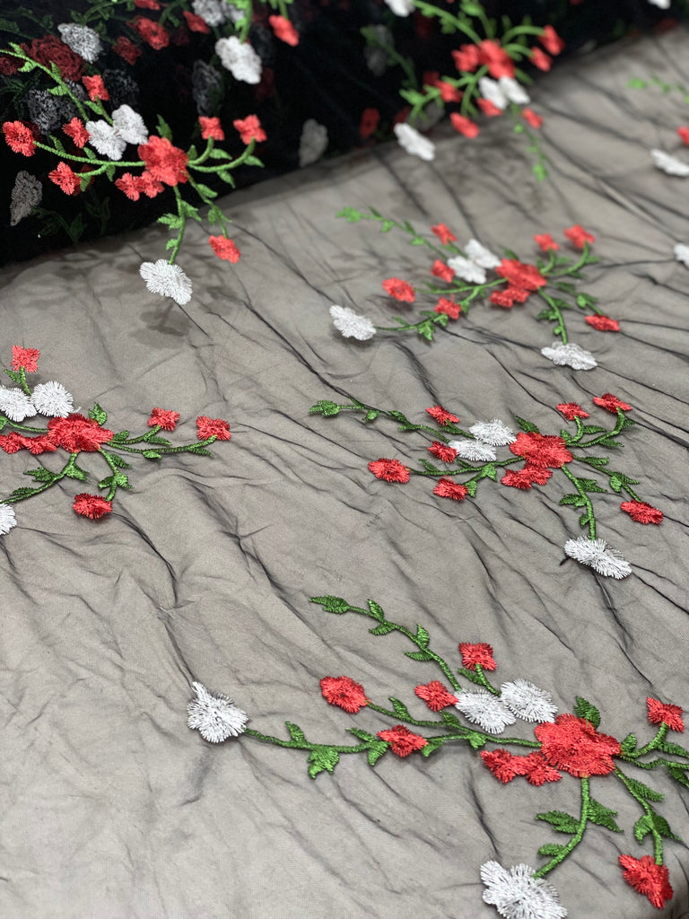 Tul Bordado de Flores "Jazmines"