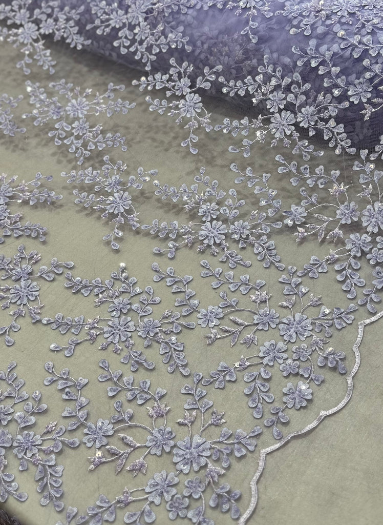 Tul Bordado Con Pedreria y Flor 3D "Celina"