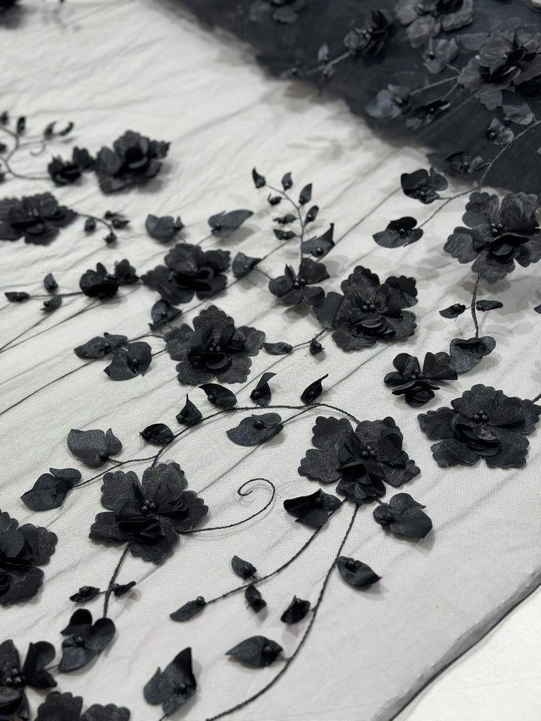 Tul Bordado de Flores Guías "Luisa"