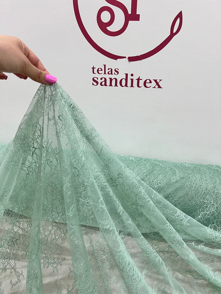 Encaje Francés / Encaje Chantilly