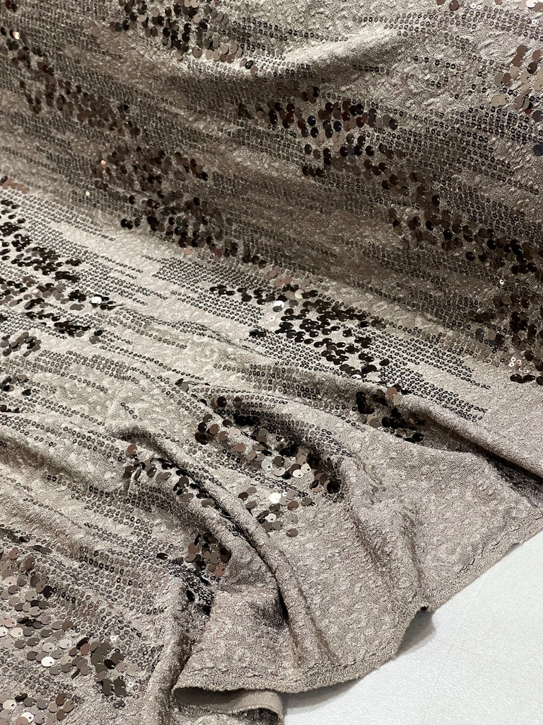 Lentejuela Degradada sobre Licra Jacquard