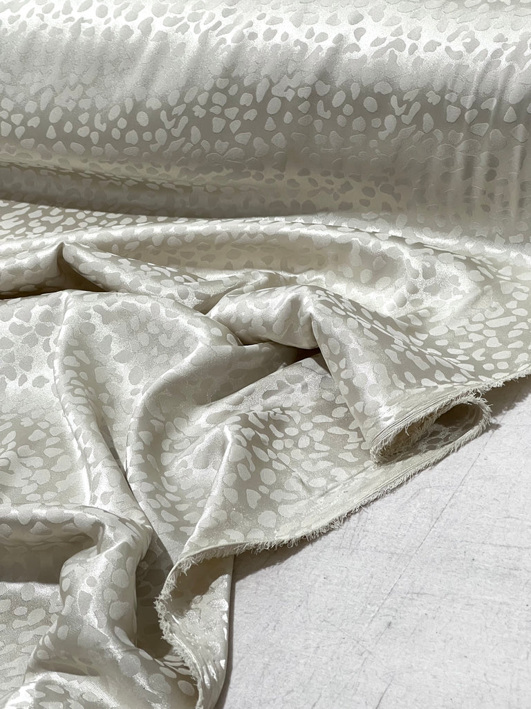 Satin Diseño Animal Print Strech